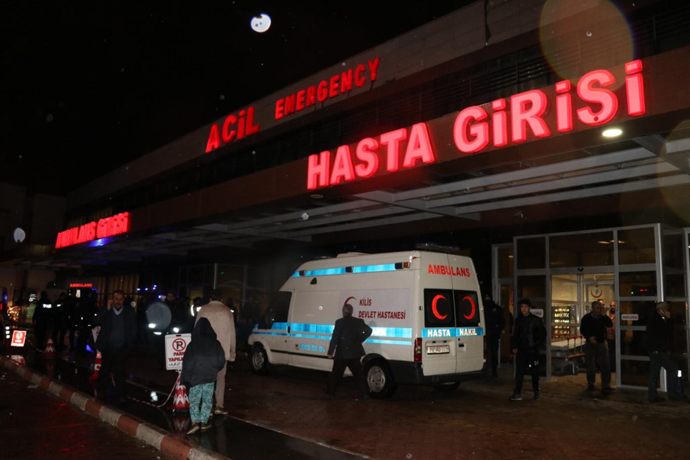 Kilis'te camiye roketli saldırı: 15 yaralı